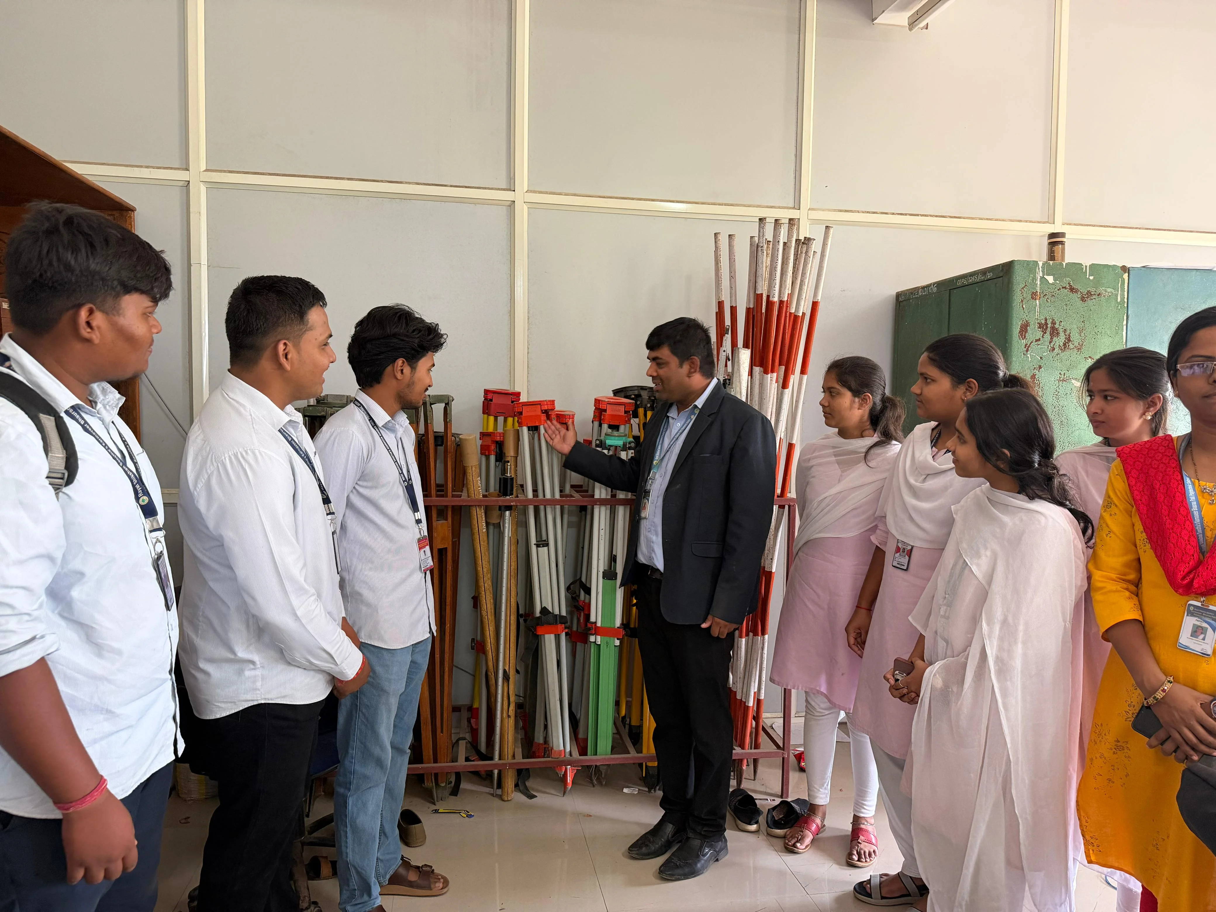 5)	Surveying Lab